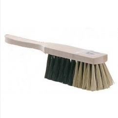 Kartáče, košťata, smetáky, mopy atd.